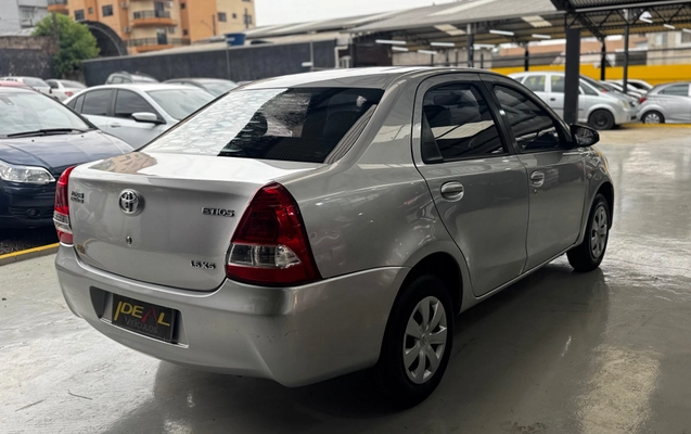 imagem-https://www.socarrao.com.br/sc-vehicle-images-prod/4282368/1791227862691-690bc7b33b624f5cbd0ceeb2e2ee1887_1790599594035.jpg