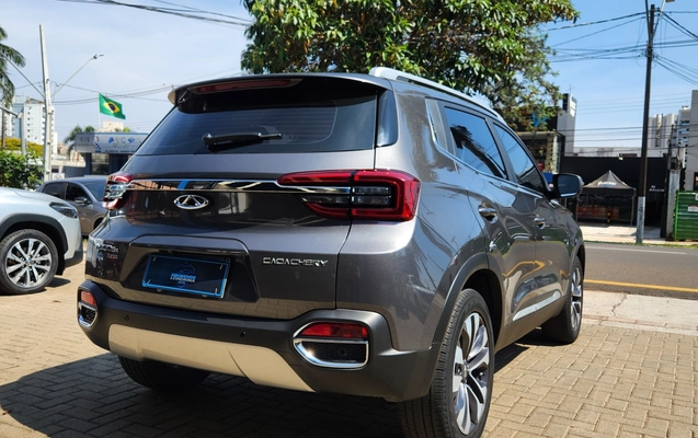 imagem-https://www.socarrao.com.br/sc-vehicle-images-prod/4282375/1791227867357-010b9558-1f8a-42b1-a637-7a5e20573b76.jpg