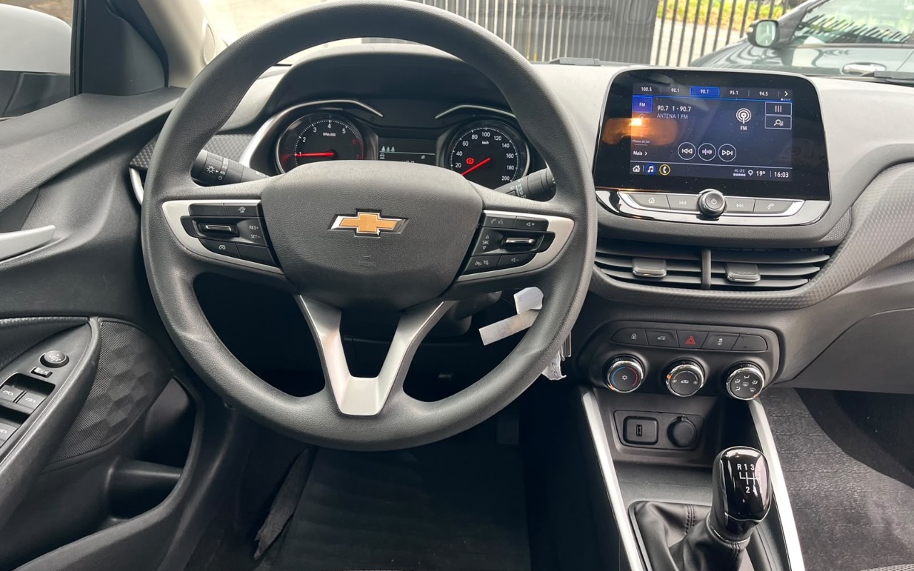 imagem-https://www.socarrao.com.br/sc-vehicle-images-prod/4282441/1791227944057-ZmI2M2Y1ZmMtZjc3Ni00MTI2LTg5MDEtYzA3NTY2M2Q0NDVkLmpwZWc.jpeg