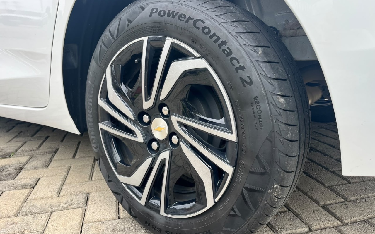 imagem-https://www.socarrao.com.br/sc-vehicle-images-prod/4282441/1791227944397-NWRlYjYxNDctMDRmNS00NGZiLWFkMjMtNjZjYmYzYjI4ZDI0LmpwZWc.jpeg