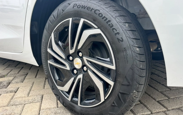 imagem-https://www.socarrao.com.br/sc-vehicle-images-prod/4282441/1791227944397-NWRlYjYxNDctMDRmNS00NGZiLWFkMjMtNjZjYmYzYjI4ZDI0LmpwZWc.jpeg