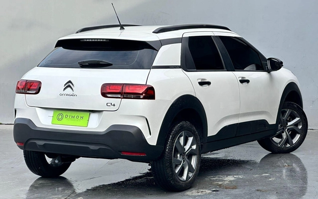 imagem-https://www.socarrao.com.br/sc-vehicle-images-prod/4282542/1791319636437-452d382bad3f4704a37ca11c0c27b9e2_1791228214729.jpg