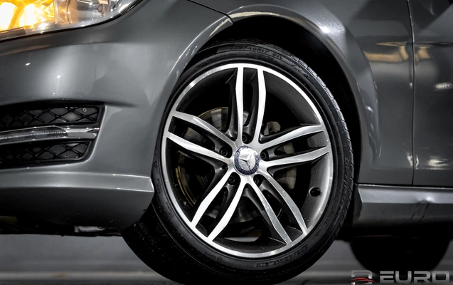 imagem-https://www.socarrao.com.br/sc-vehicle-images-prod/4282546/1791558380787-5cbccaa3871548c3ab09e1c73b8b302d_1791558354916.jpg