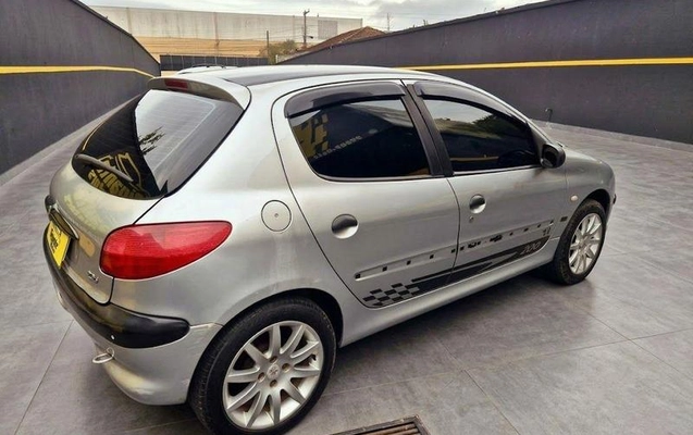 imagem-https://www.socarrao.com.br/sc-vehicle-images-prod/4282575/1791228512850-8545099_2_B_3e3723f5dd.jpeg