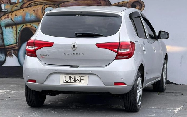 imagem-https://www.socarrao.com.br/sc-vehicle-images-prod/4282679/1791315161313-8542045_1_B_d608f3868a.jpeg