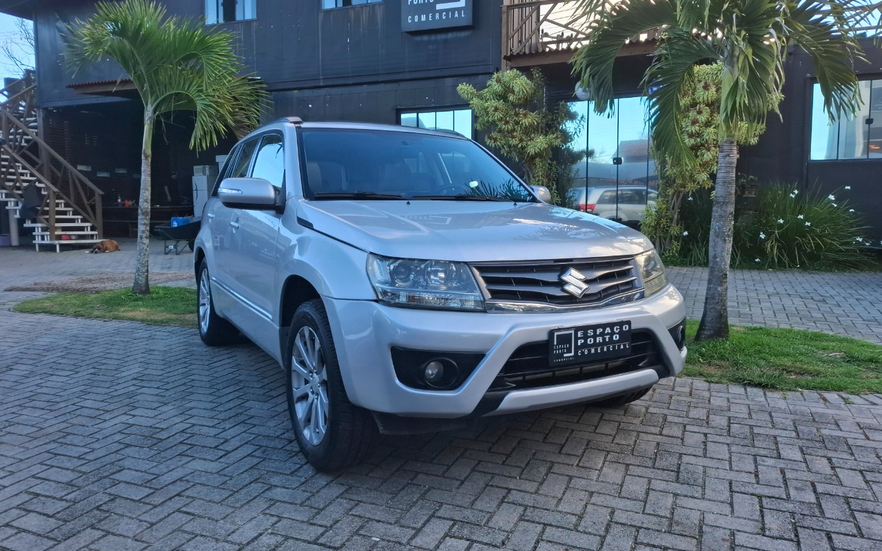 Suzuki Grand Vitara 2014 Prata — foto 1 de 3