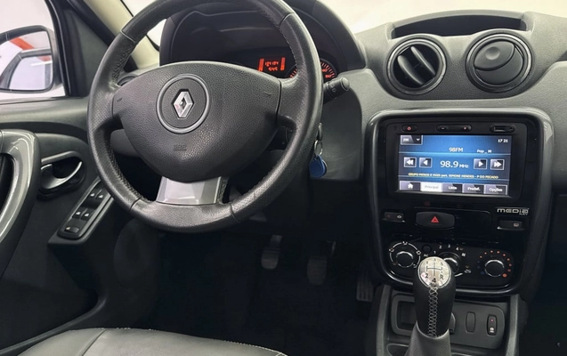 imagem-https://www.socarrao.com.br/sc-vehicle-images-prod/4282745/1791229487973-vehicle_image_1791229372_d905472835f9f6dff5c3a73a04c8fba3.jpeg