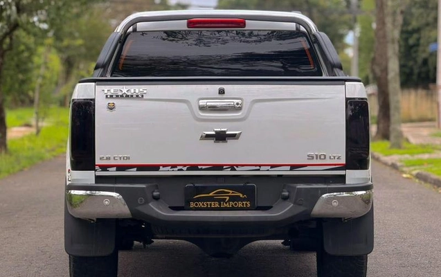 imagem-https://www.socarrao.com.br/sc-vehicle-images-prod/4282746/1791229491109-8541281_1_B_3ea34f70c5.jpeg