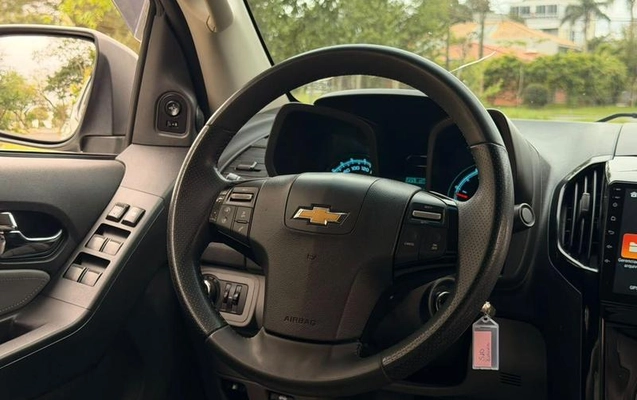 imagem-https://www.socarrao.com.br/sc-vehicle-images-prod/4282746/1791229491113-8541281_5_B_8e1ae0efe9.jpeg