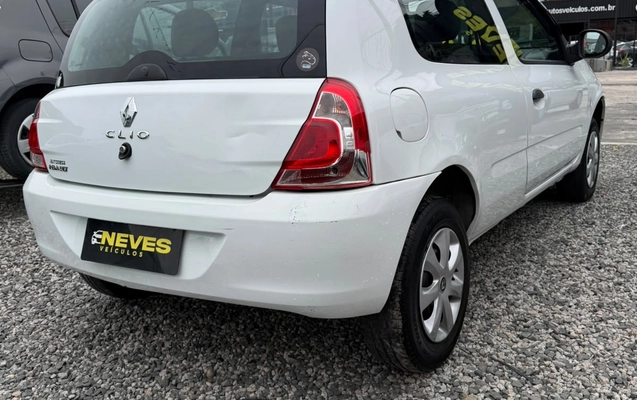 imagem-https://www.socarrao.com.br/sc-vehicle-images-prod/4282750/1791229548702-003_7a48e2a21962fbab3c09b52335f3e017.jpg