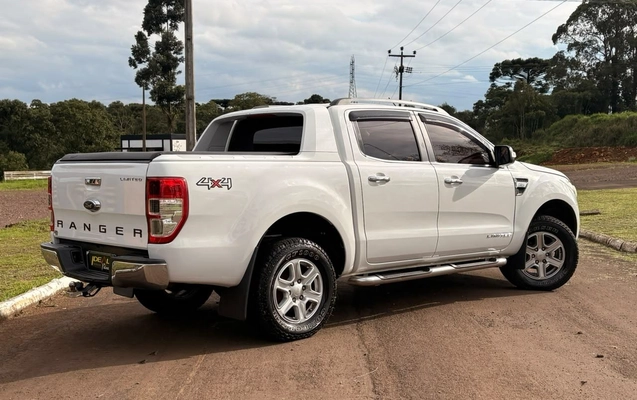 imagem-https://www.socarrao.com.br/sc-vehicle-images-prod/4282755/1791229674611-06a3b4b3f19c49af83bfbcb5f7b00146_1791229565634.jpg