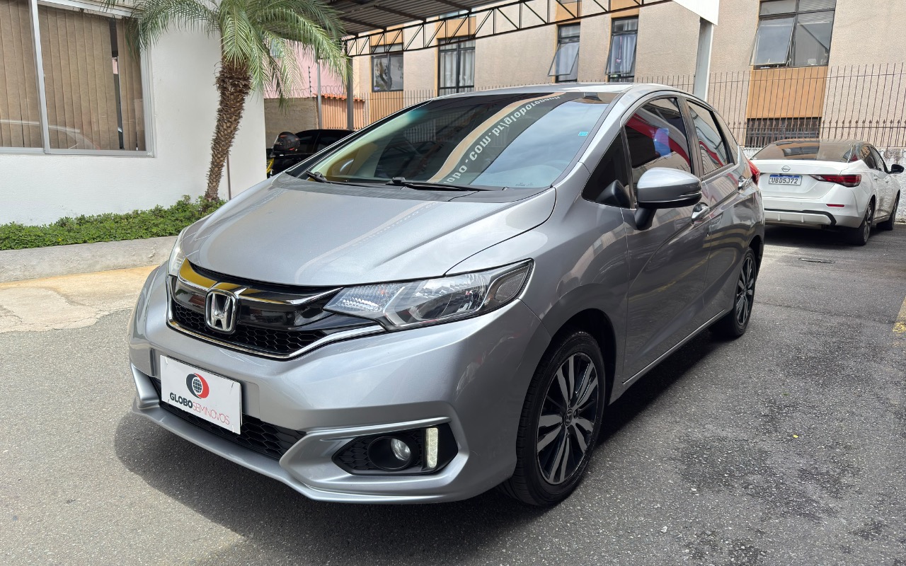 imagem-https://www.socarrao.com.br/sc-vehicle-images-prod/4282780/1791229838376-MDE1ZWY2MGEtZjBlNi00NjM5LWJmMTMtZWYwZjYyNDY1Zjc5LmpwZWc.jpeg