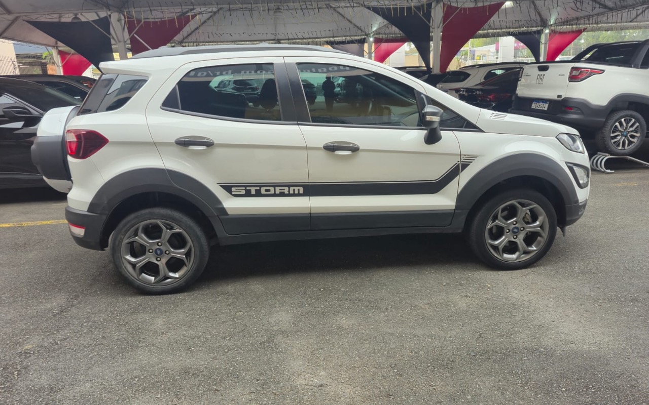 imagem-https://www.socarrao.com.br/sc-vehicle-images-prod/4282931/1791230622197-YWIxMjcxNjktYTllOS00OTkxLThkMjMtODk0NzhkMjI3MjM4LmpwZWc.jpeg