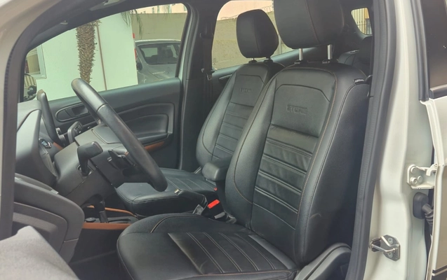 imagem-https://www.socarrao.com.br/sc-vehicle-images-prod/4282931/1791230622793-NGY5YzQ2MjMtMzkyZS00YjUxLWFkYmYtODA0NDMyMjg4OTk0LmpwZWc.jpeg
