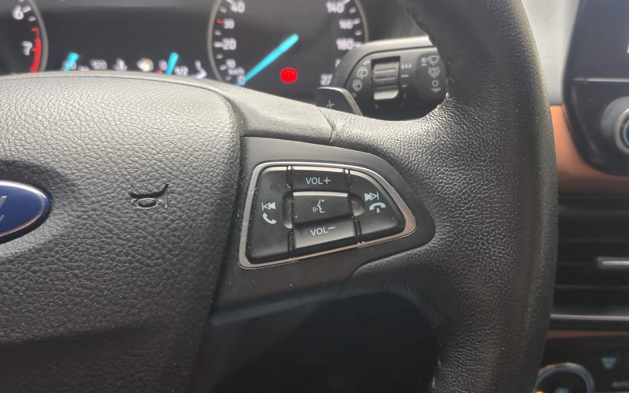 imagem-https://www.socarrao.com.br/sc-vehicle-images-prod/4282931/1791230623128-NzE4MDM2ZGEtYzE0MS00NDBiLThhNzktNmEwODE5ZjM0Nzc5LmpwZWc.jpeg