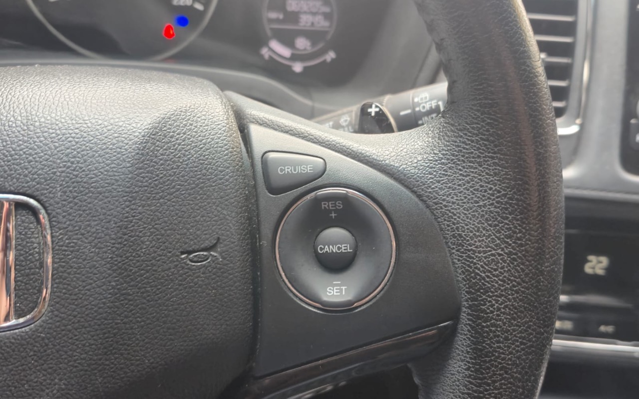 imagem-https://www.socarrao.com.br/sc-vehicle-images-prod/4282978/1791230963901-OTc1MjhjMDgtOWI1ZC00ZjBjLTlmMzYtZWE4NTU3ZDI1M2YwLmpwZWc.jpeg