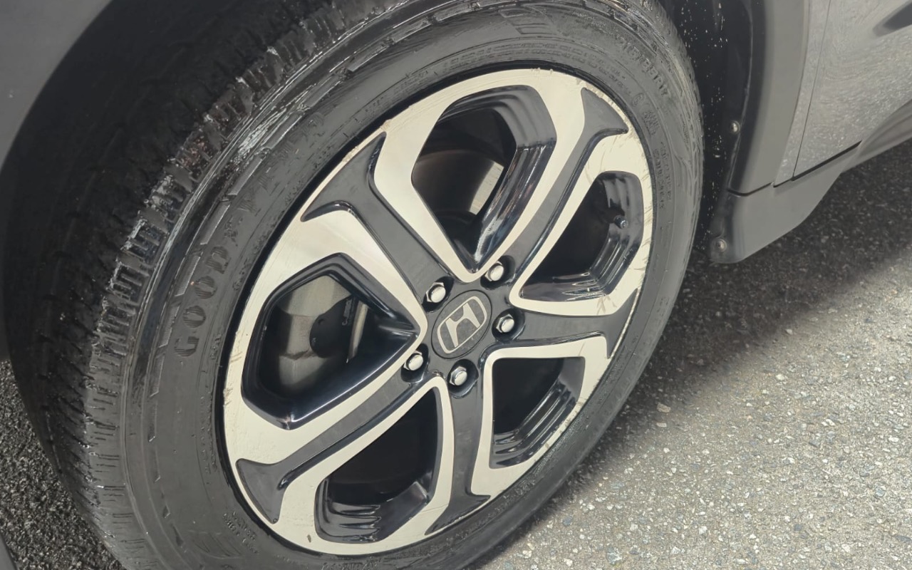 imagem-https://www.socarrao.com.br/sc-vehicle-images-prod/4282978/1791230964117-ZmRjMTdmY2QtNDdjYy00OTYzLWIwNjMtZWRhOWU5ZjJlYWIyLmpwZWc.jpeg