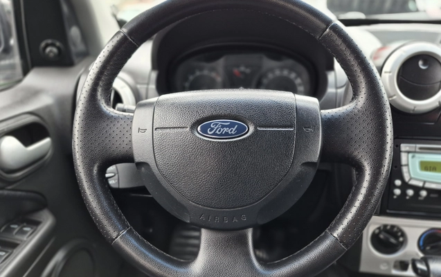 imagem-https://www.socarrao.com.br/sc-vehicle-images-prod/4282999/1791231137478-003_e369c5593abae79027bce98c1bc4ca63.jpg