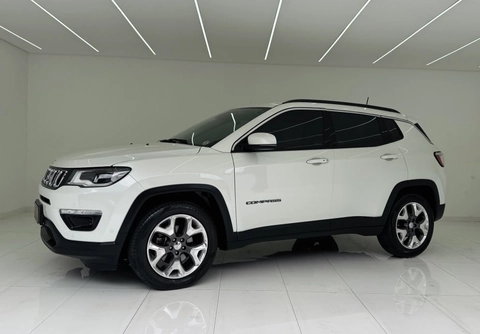 Jeep Compass 2020 Bege — foto 1 de 3