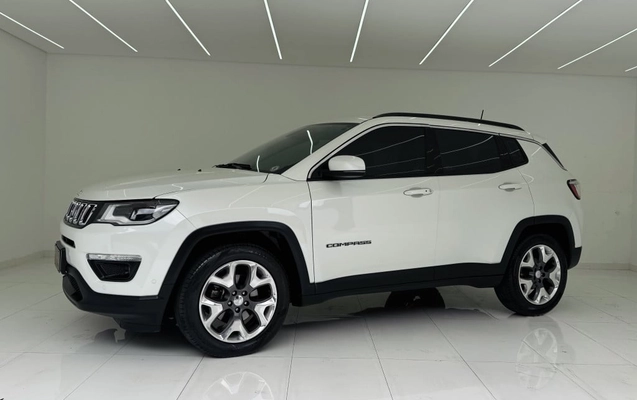 imagem-https://www.socarrao.com.br/sc-vehicle-images-prod/4283085/1791231333991-vehicle_image_1791229591_02c6dbf403b2f4c04ba8f9390160d7cb.jpeg