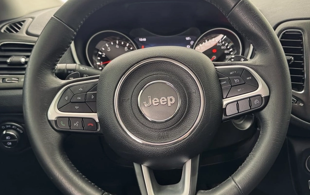 imagem-https://www.socarrao.com.br/sc-vehicle-images-prod/4283085/1791231334006-vehicle_image_1791229623_8a63cc8dd3c744f4a66c88b36edc72d0.jpeg