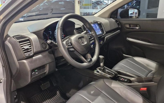 imagem-https://www.socarrao.com.br/sc-vehicle-images-prod/4283165/1791231588485-8545491_6_B_a953699e20.jpeg