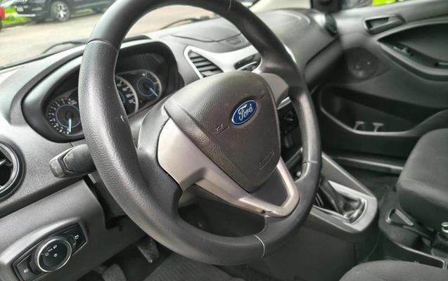 imagem-https://www.socarrao.com.br/sc-vehicle-images-prod/4283174/1792241103849-8545190_8_B_41cf50b38c.jpeg