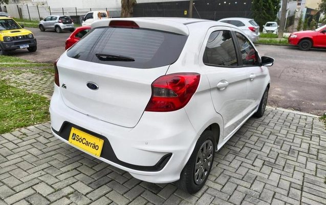 imagem-https://www.socarrao.com.br/sc-vehicle-images-prod/4283174/1792241103860-8545190_14_B_a021fd513e.jpeg