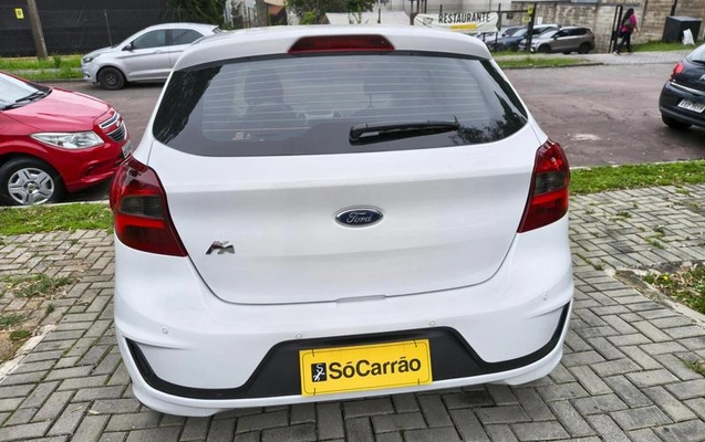 imagem-https://www.socarrao.com.br/sc-vehicle-images-prod/4283174/1792241103861-8545190_15_B_1c749d7f29.jpeg
