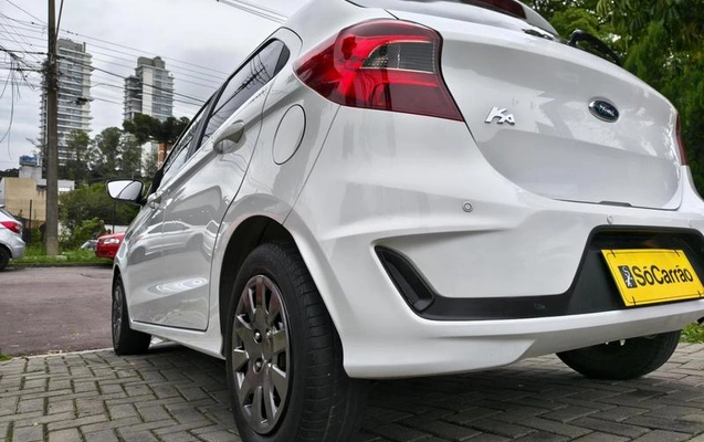 imagem-https://www.socarrao.com.br/sc-vehicle-images-prod/4283174/1792241103863-8545190_16_B_37b4fee44b.jpeg