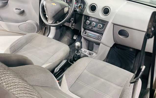 imagem-https://www.socarrao.com.br/sc-vehicle-images-prod/4283277/1791231795684-003_446f40f14b4daf9760fc8dc3b91fba7c.jpg