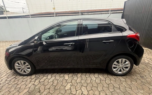 imagem-https://www.socarrao.com.br/sc-vehicle-images-prod/4283292/1791289386032-8544828_9_B_6a39729809.jpeg