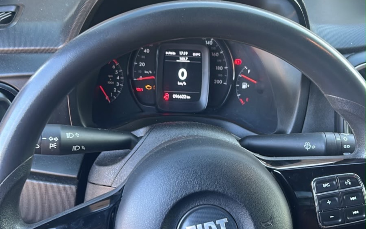 imagem-https://www.socarrao.com.br/sc-vehicle-images-prod/4283293/1791404487763-ZGFkZWQ0NGUtOTdmZS00ZTQ1LTk2NDItOWQyNDEyMzkwNTk1LmpwZWc.jpeg