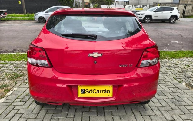 imagem-https://www.socarrao.com.br/sc-vehicle-images-prod/4283322/1792089524359-8545424_9_B_e8c5d7b287.jpeg