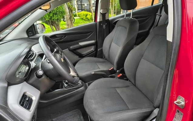 imagem-https://www.socarrao.com.br/sc-vehicle-images-prod/4283322/1792089524364-8545424_12_B_ae1f73c1bf.jpeg