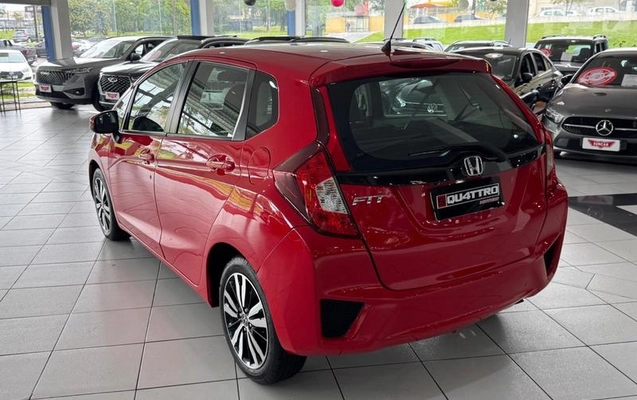 imagem-https://www.socarrao.com.br/sc-vehicle-images-prod/4283354/1791376736467-8545566_12_B_d3b7d889b6.jpeg