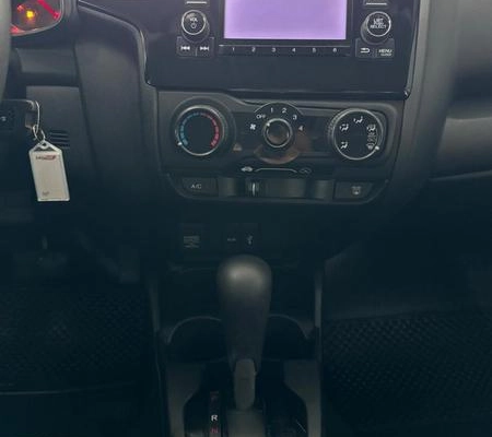 imagem-https://www.socarrao.com.br/sc-vehicle-images-prod/4283354/1791376736494-8545566_30_B_a290dc2b0e.jpeg