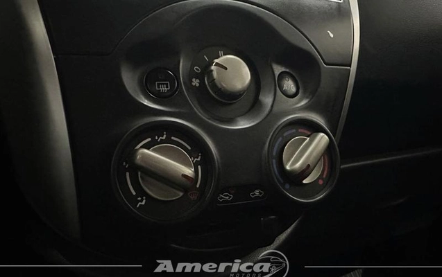imagem-https://www.socarrao.com.br/sc-vehicle-images-prod/4283398/1791300067198-8521295_8_B_518a79af8b.jpeg