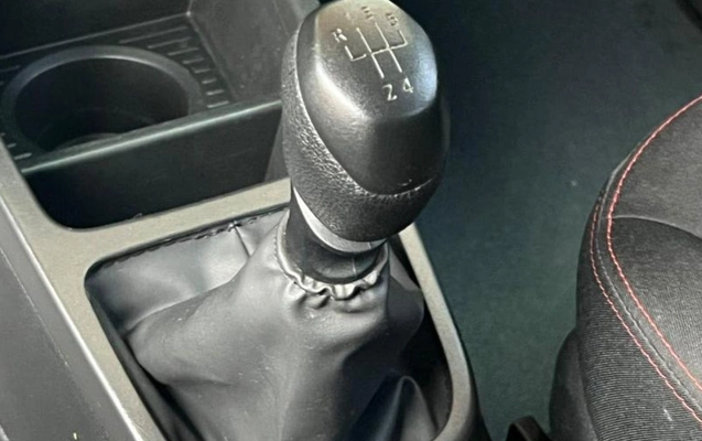 imagem-https://www.socarrao.com.br/sc-vehicle-images-prod/4283438/1791233056750-ODUzOTczOF84X0JfNThmZmYxYmRhMy5qcGVn.jpeg