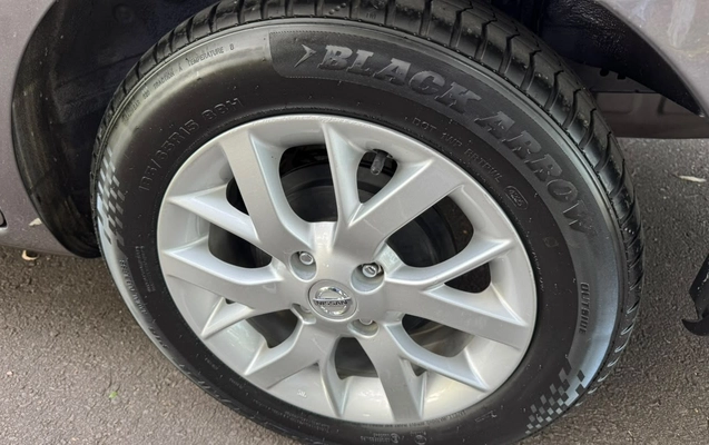imagem-https://www.socarrao.com.br/sc-vehicle-images-prod/4283454/1791233191176-V2hhdHNBcHAgSW1hZ2UgMjAyNi0xMC0wNSBhdCAxNy4yMy40MSAoMSkuanBlZw.jpeg