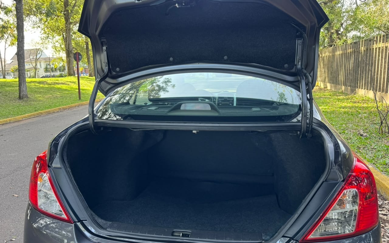 imagem-https://www.socarrao.com.br/sc-vehicle-images-prod/4283454/1791233191998-V2hhdHNBcHAgSW1hZ2UgMjAyNi0xMC0wNSBhdCAxNy4yMy40MSAoMikuanBlZw.jpeg