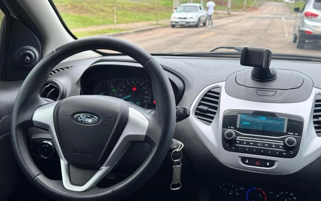 imagem-https://www.socarrao.com.br/sc-vehicle-images-prod/4283496/1791233377979-8545692_9_B_22217d0829.jpeg