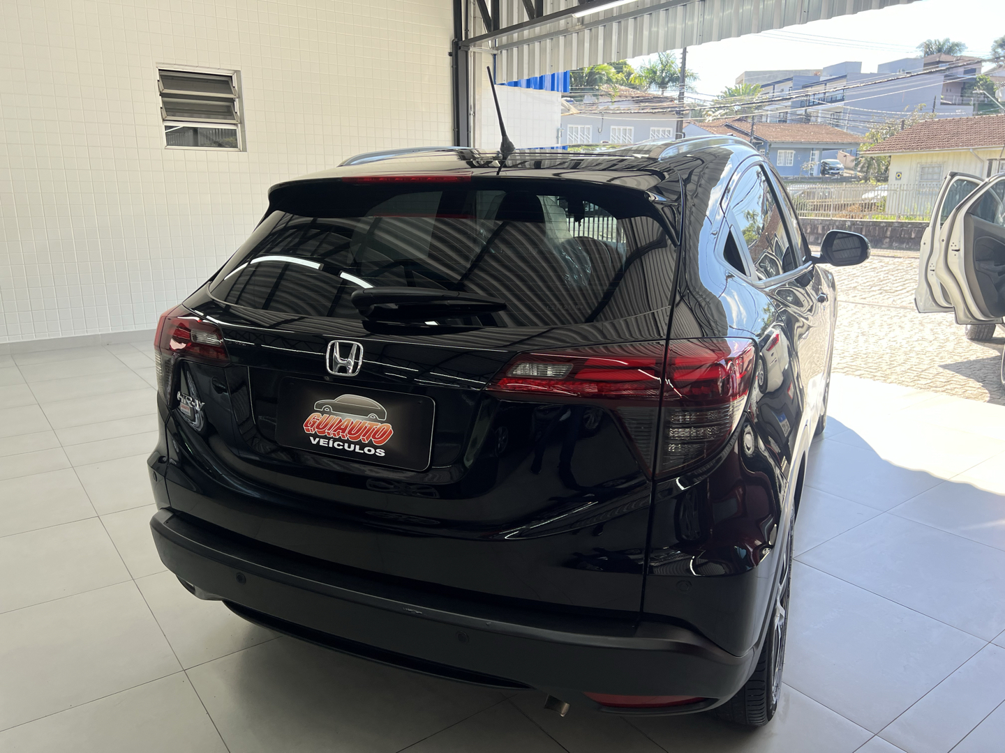 imagem-https://www.socarrao.com.br/sc-vehicle-images-prod/42835/1769988769474-6839861OR_1755003648_52_720.jpg