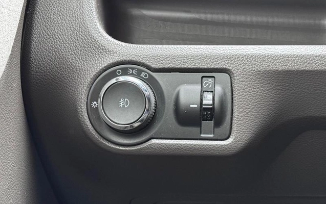 imagem-https://www.socarrao.com.br/sc-vehicle-images-prod/4283503/1791320298294-8439758_14_B_f19fe4ef9a.jpeg