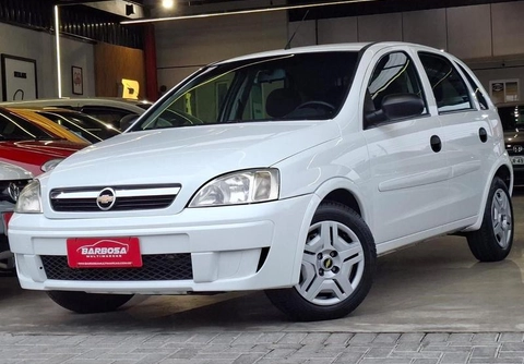 Chevrolet Corsa 2011 Branco — foto 1 de 3