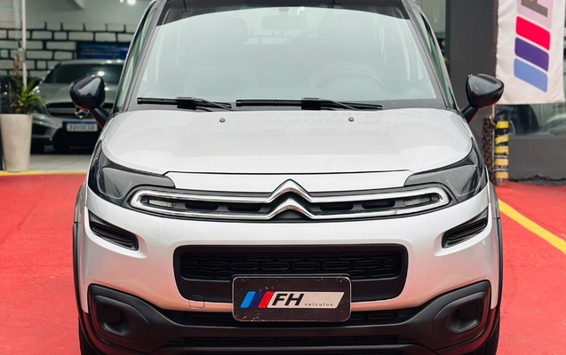 imagem-https://www.socarrao.com.br/sc-vehicle-images-prod/4283519/1791546620727-gb-7bda26b.jpeg