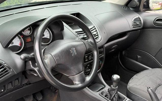imagem-https://www.socarrao.com.br/sc-vehicle-images-prod/4283521/1791233543855-8350858_1_B_c3fe59f022.jpeg