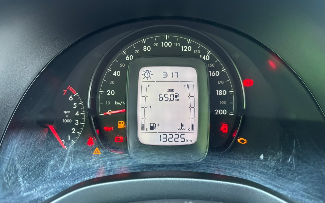 imagem-https://www.socarrao.com.br/sc-vehicle-images-prod/4283535/1791233716526-V2hhdHNBcHAgSW1hZ2UgMjAyNi0wOS0xNiBhdCAxNS40Mi41OSAoMikuanBlZw.jpeg