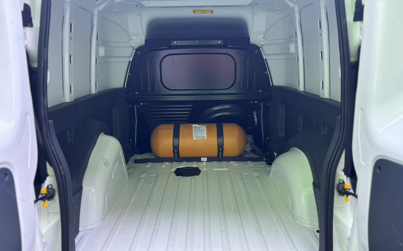 imagem-https://www.socarrao.com.br/sc-vehicle-images-prod/4283535/1791233716869-V2hhdHNBcHAgSW1hZ2UgMjAyNi0wOS0xNiBhdCAxNS40My4wNi5qcGVn.jpeg