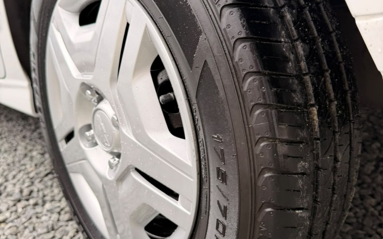 imagem-https://www.socarrao.com.br/sc-vehicle-images-prod/4283552/1791233860088-V2hhdHNBcHAgSW1hZ2UgMjAyNi0xMC0wMSBhdCAxNS4xMi40Mi5qcGVn.jpeg
